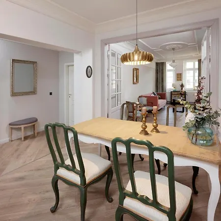 Design-Appartement Im Herzen Von Goerlitz Exterior photo