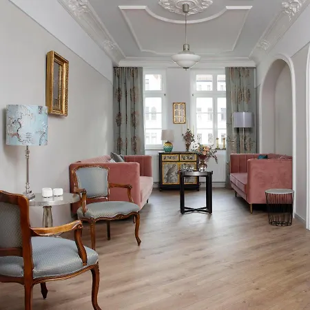 Design-Appartement Im Herzen Von Goerlitz Exterior photo